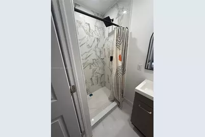 318 SW 15th St #1, Dania Beach, FL 33004 - Photo 21