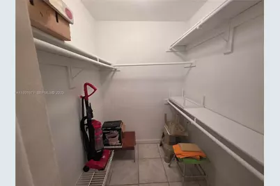 295 NW 72nd Ave #207, Miami, FL 33126 - Photo 9