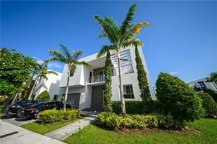 10126 NW 76th Terrace, Doral, FL 33178 - Photo 1