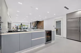 3830 NE 171 St, North Miami Beach, FL 33160 - Photo 39