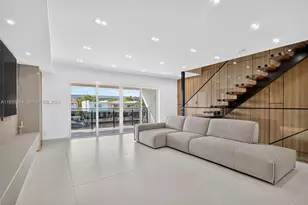 3830 NE 171 St, North Miami Beach, FL 33160 - Photo 29