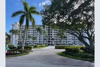 3100 N Palm Aire Dr #102, Pompano Beach, FL 33069 - Photo 1