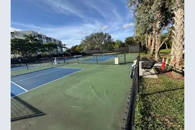 3100 N Palm Aire Dr #102, Pompano Beach, FL 33069 - Photo 27