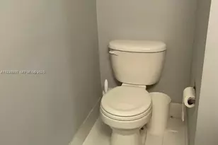 455 S Pine Island Rd, Plantation, FL 33324 - Photo 3