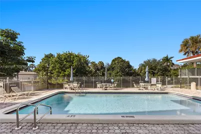 455 S Pine Island Rd #307C, Plantation, FL 33324 - Photo 29