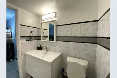 455 S Pine Island Rd #307C, Plantation, FL 33324 - Photo 11