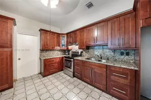 8230 SW 117th Terrace, Miami, FL 33156 - Photo 5