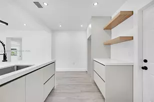 12621 NW 22nd Ct, Miami, FL 33167 - Photo 11