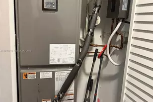 2301 NW 96th Terrace, Pembroke Pines, FL 33024 - Photo 11