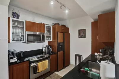 18800 NE 29th Ave #403, Aventura, FL 33180 - Photo 3