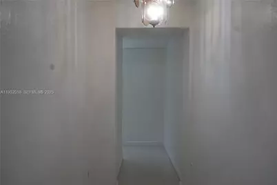 3285 NW 97th St, Miami, FL 33147 - Photo 27