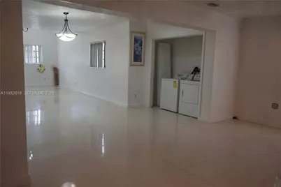 3285 NW 97th St, Miami, FL 33147 - Photo 9