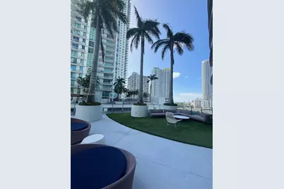90 SW 3rd St #2207, Miami, FL 33130 - Photo 5