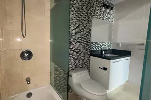 90 SW 3rd St, Miami, FL 33130 - Photo 13