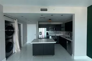 90 SW 3rd St, Miami, FL 33130 - Photo 9