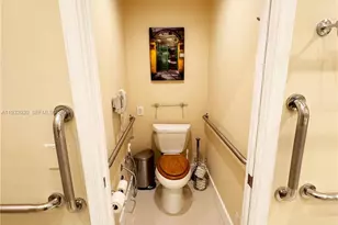 610 Misty Oaks Ln, Pompano Beach, FL 33069 - Photo 27