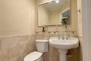 610 Misty Oaks Ln, Pompano Beach, FL 33069 - Photo 5