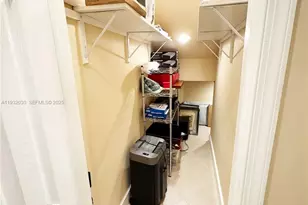 610 Misty Oaks Ln, Pompano Beach, FL 33069 - Photo 17