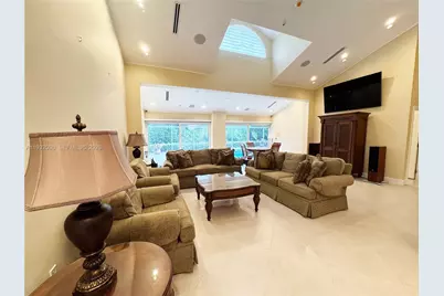 610 Misty Oaks Ln, Pompano Beach, FL 33069 - Photo 7