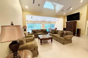 610 Misty Oaks Ln, Pompano Beach, FL 33069 - Photo 7