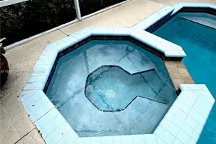 610 Misty Oaks Ln, Pompano Beach, FL 33069 - Photo 51