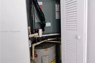 36 NW 6th Ave, Miami, FL 33128 - Photo 13