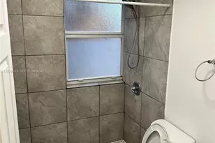 1129 NW 3rd St, Miami, FL 33128 - Photo 5