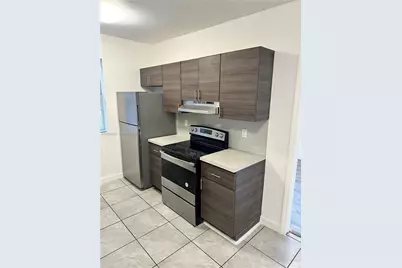 1129 NW 3rd St #101, Miami, FL 33128 - Photo 3