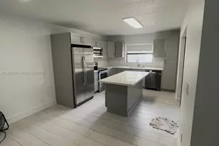 14297 SW 94th Cir Ln, Miami, FL 33186 - Photo 3