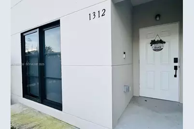 1312 NW 3rd St #0, Florida City, FL 33034 - Photo 3