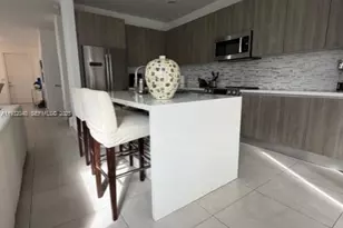 10248 NW 71st Terrace, Doral, FL 33178 - Photo 7