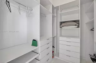 4100 Island Blvd, Aventura, FL 33160 - Photo 21