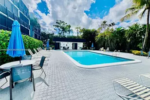 1021 Mockingbird Ln, Plantation, FL 33324 - Photo 1