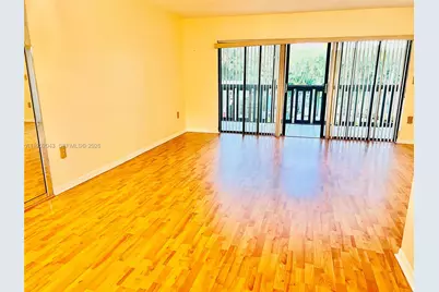 1021 Mockingbird Ln #215, Plantation, FL 33324 - Photo 31