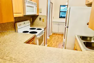 1021 Mockingbird Ln, Plantation, FL 33324 - Photo 13