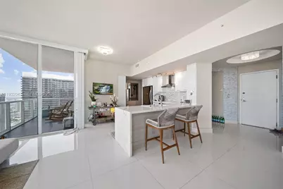 244 Biscayne Blvd #4608, Miami, FL 33132 - Photo 15