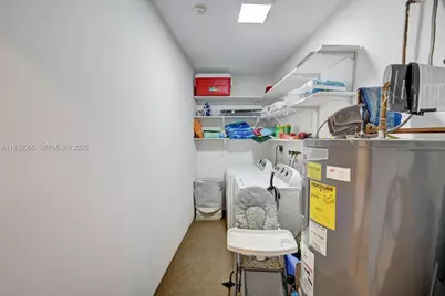 932 Polk St, Hollywood, FL 33019 - Photo 19