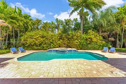 11825 S Mitchell Manor Cir, Pinecrest, FL 33156 - Photo 47