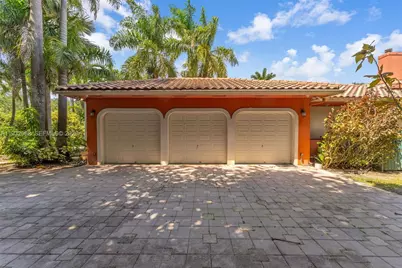 11825 S Mitchell Manor Cir, Pinecrest, FL 33156 - Photo 7