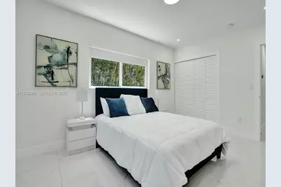 210 NE 85th St, El Portal, FL 33138 - Photo 17