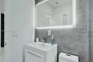 210 NE 85th St, El Portal, FL 33138 - Photo 29