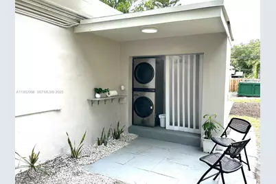 401 SE 14th Ct #3, Fort Lauderdale, FL 33316 - Photo 9
