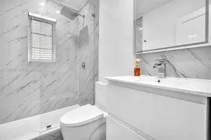 401 SE 14th Ct, Fort Lauderdale, FL 33316 - Photo 7