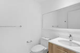 501 NE 31st St, Miami, FL 33137 - Photo 9