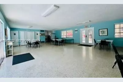 450 Paradise Isle Blvd #302, Hallandale Beach, FL 33009 - Photo 15