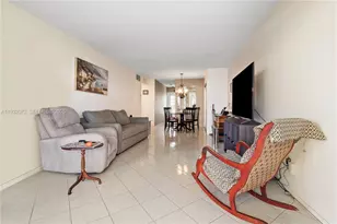 450 Paradise Isle Blvd, Hallandale Beach, FL 33009 - Photo 9