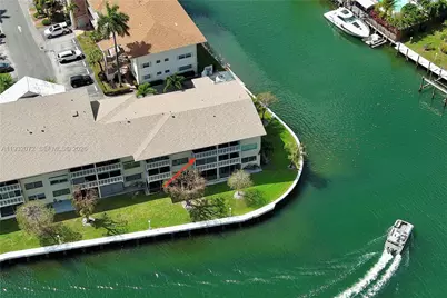 450 Paradise Isle Blvd #302, Hallandale Beach, FL 33009 - Photo 45