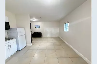 808 NW 19th St #b, Fort Lauderdale, FL 33311 - Photo 5