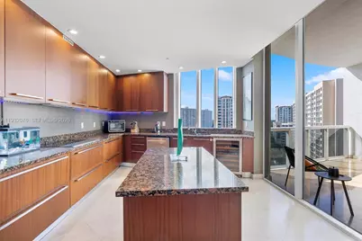 15901 Collins Ave #904, Sunny Isles Beach, FL 33160 - Photo 13