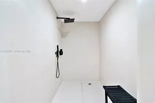 15901 Collins Ave, Sunny Isles Beach, FL 33160 - Photo 43